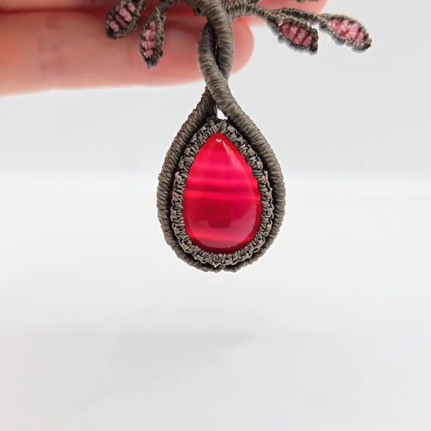 Kette-Fuchia-Achat-Baum-des-Lebens