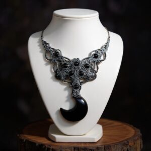Obsidian Collier mit Mondanhänger