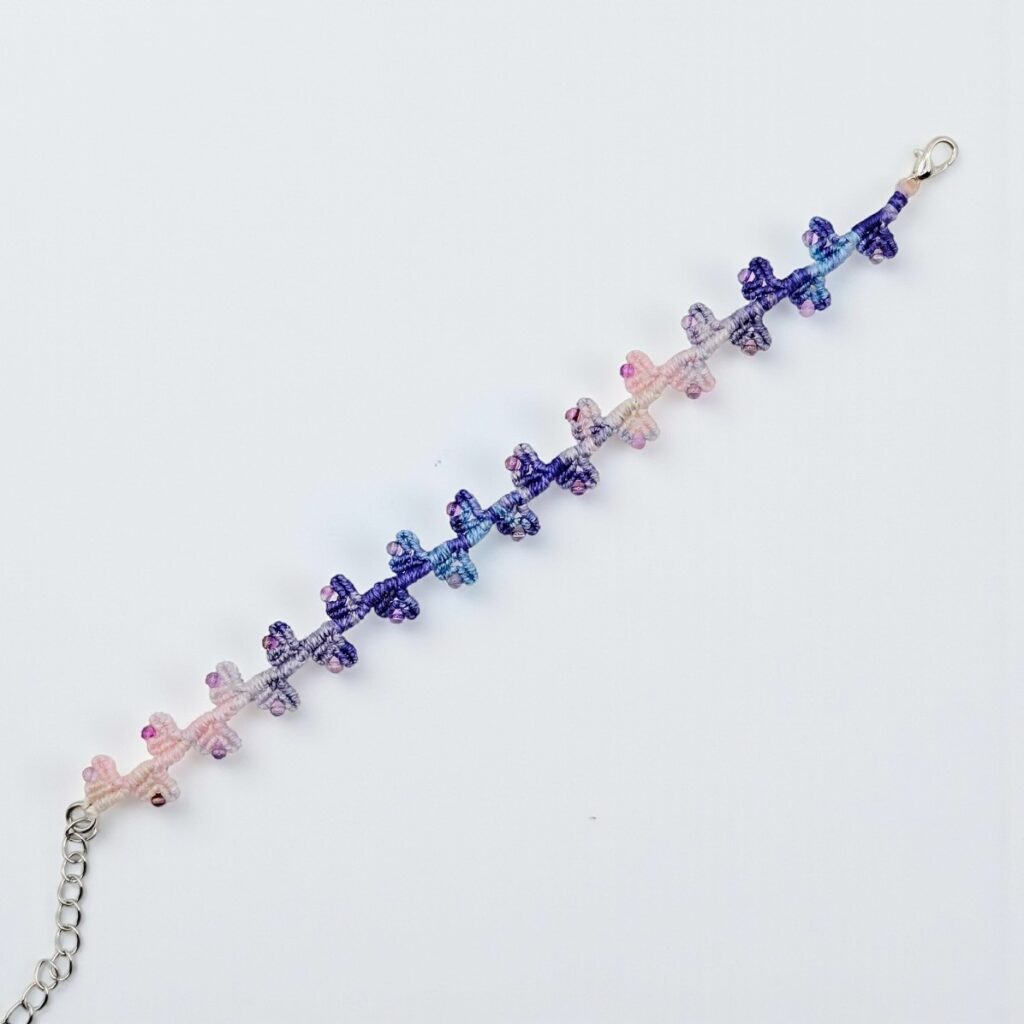 multicolor-makramee-armband-lila-fluorit-perlen-schmuckharmonie-4